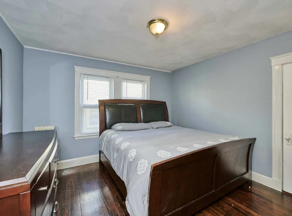 53 Fairfax St, West Somerville