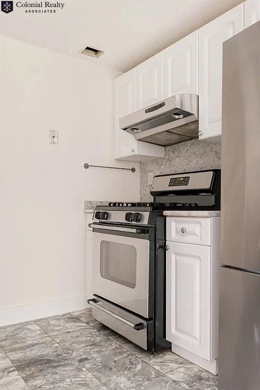 15 North Beacon St, Allston