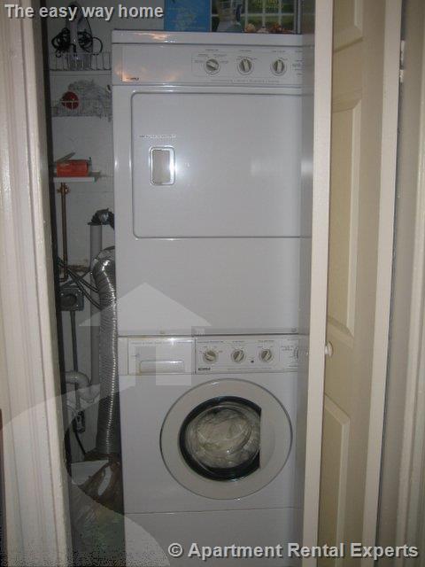 79 Kinnaird St, Central Square