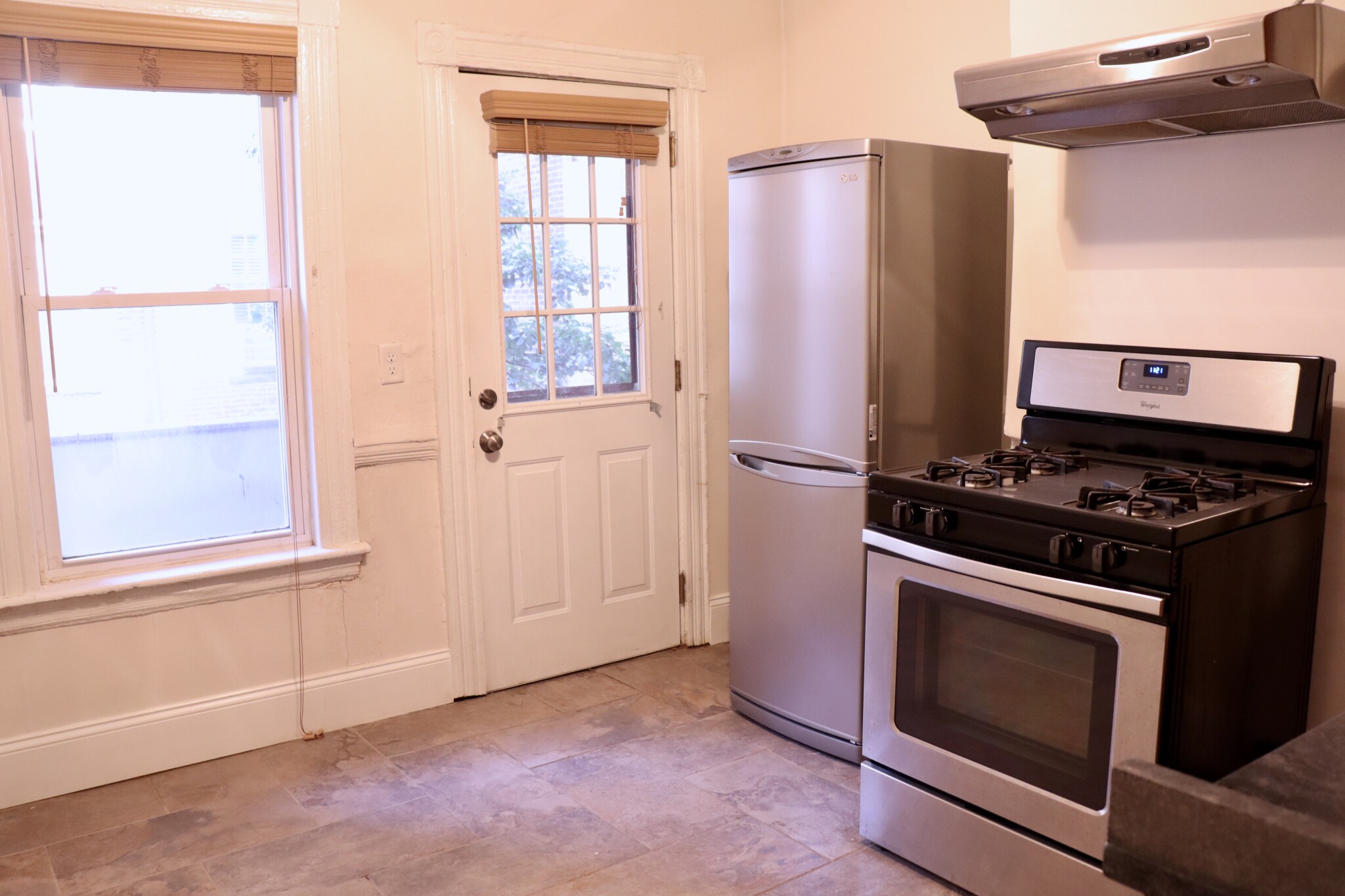 49 Saint Germain St, Back Bay