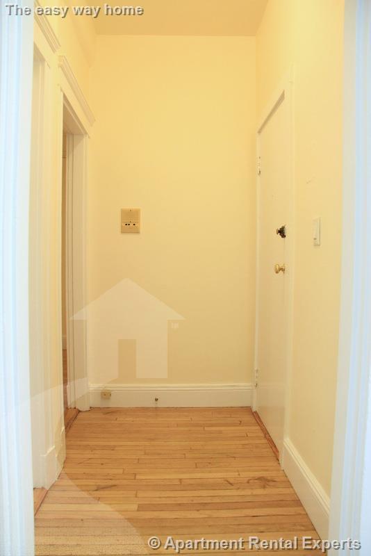 18 Chauncy St, Harvard Square