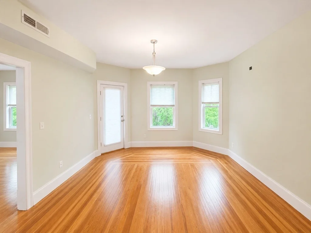 94 Josephine Ave, Ball Square