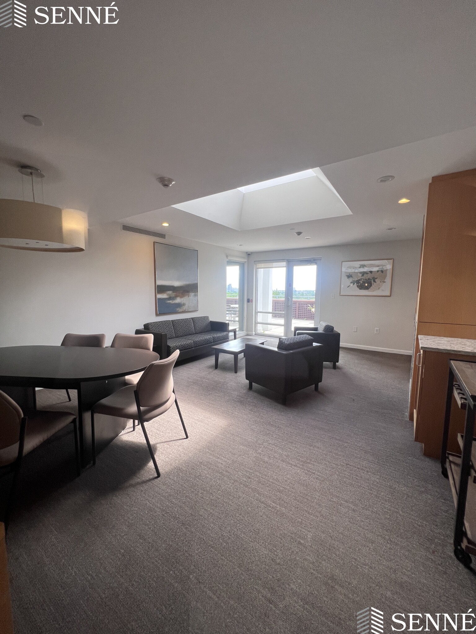 1008 Massachusetts Ave, Riverside