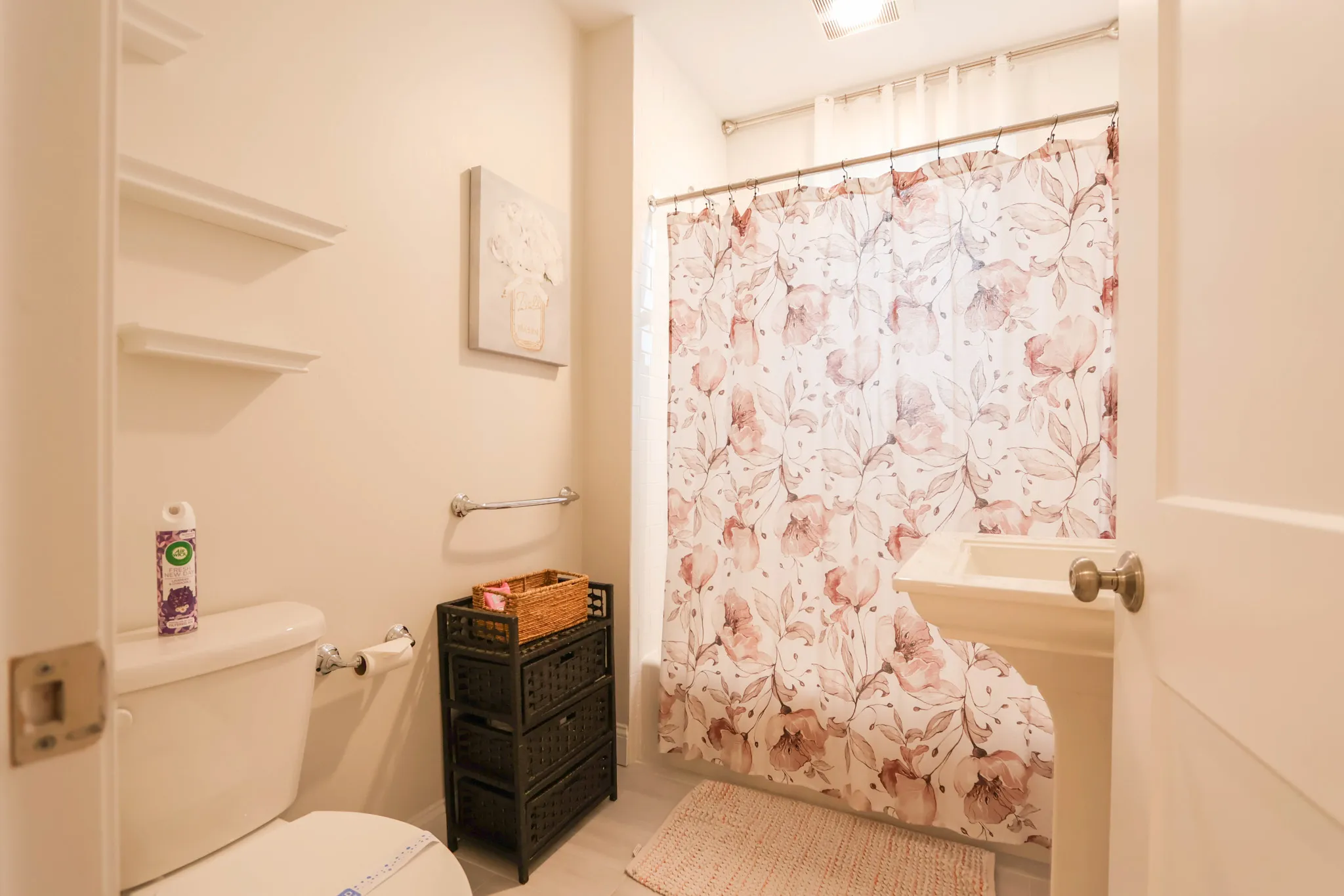 1008 Tremont St, Roxbury