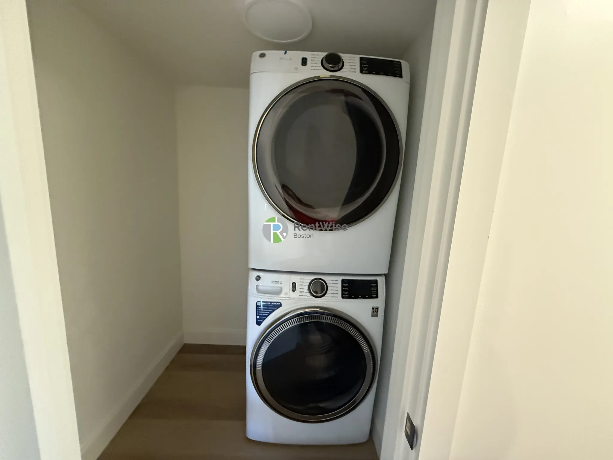 1079 Commonwealth Ave, Allston