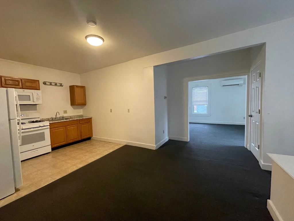 3 Webster St, Rockland