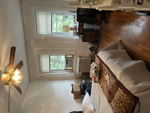 53 Manchester Rd, North Brookline