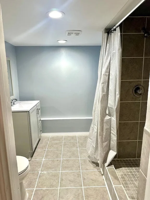 21 Maplewood St, West Roxbury