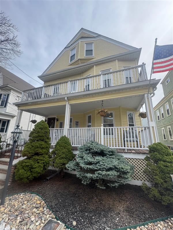 47 Paulina St, Tufts