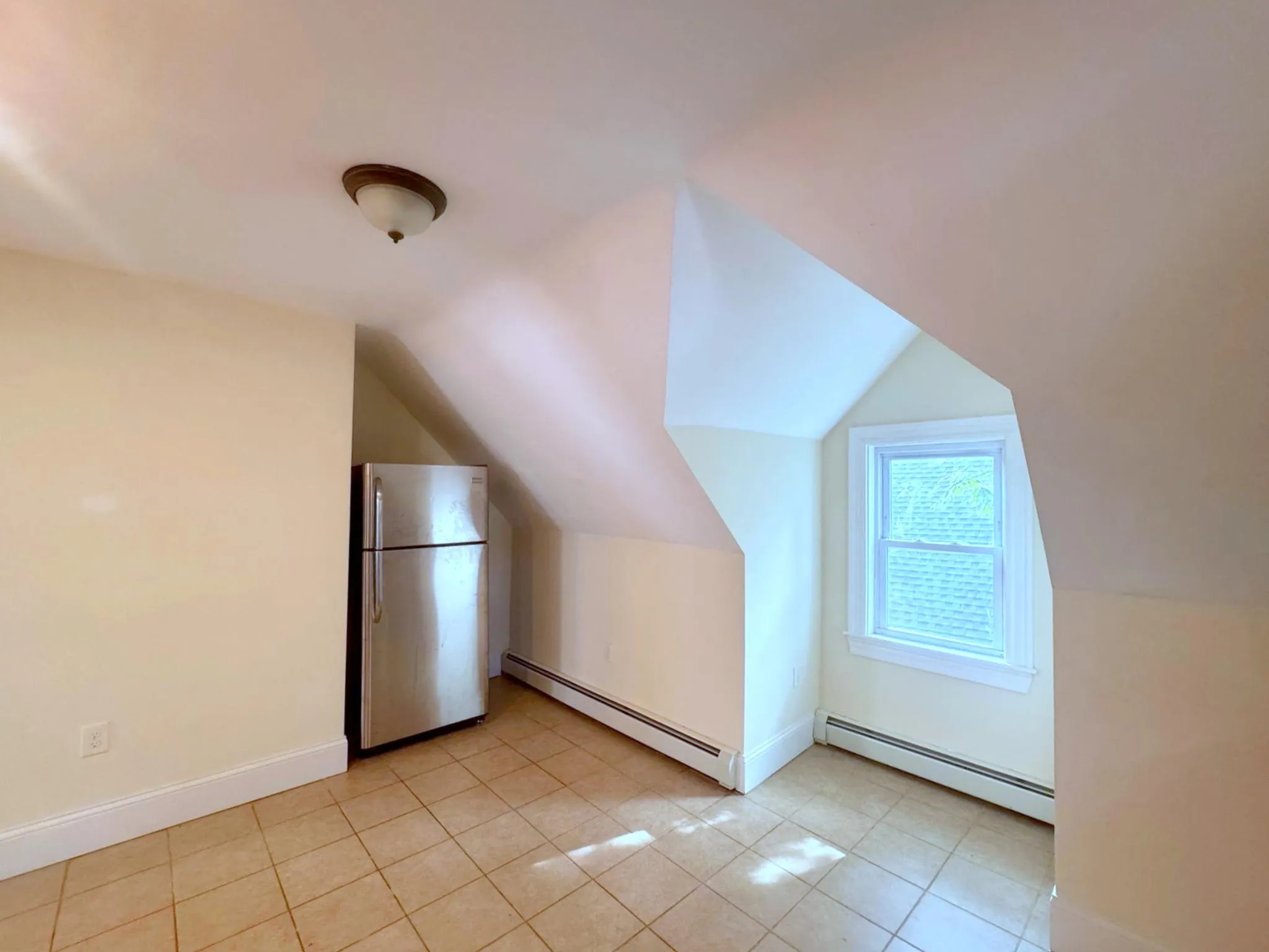 102 Sycamore St, Winter Hill