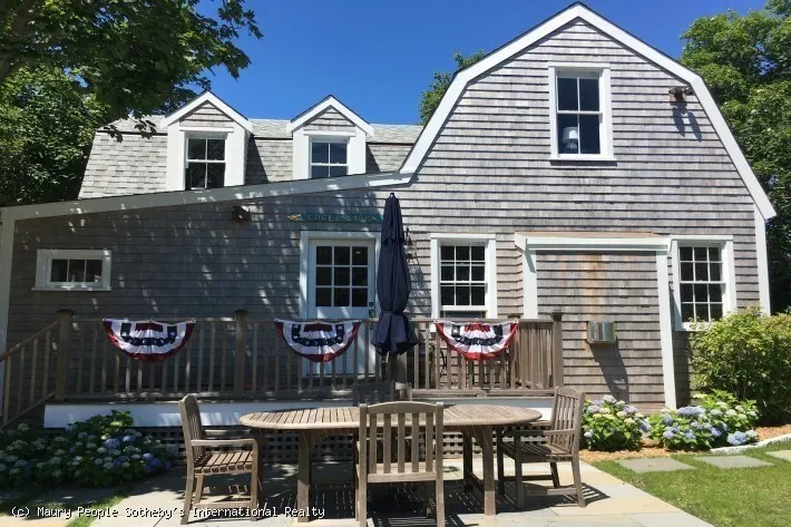 5 Green Ln, Nantucket