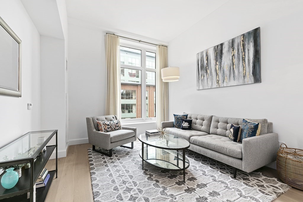 100 Lovejoy Wharf, North End