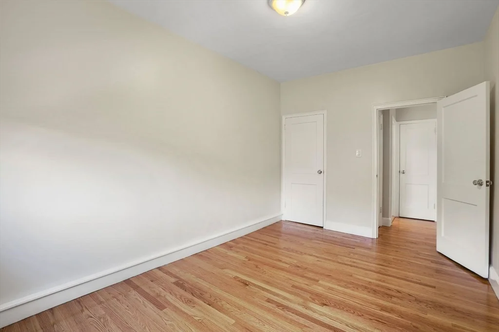 228 Commonwealth Ave, Back Bay
