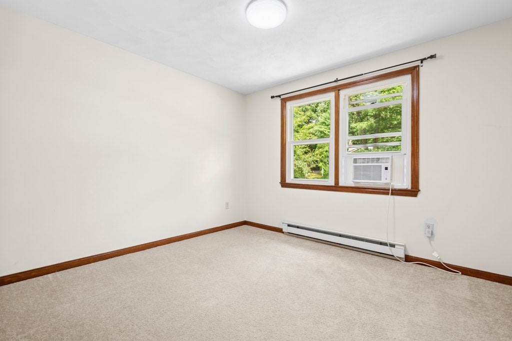 11 Minuteman Way, Shrewsbury