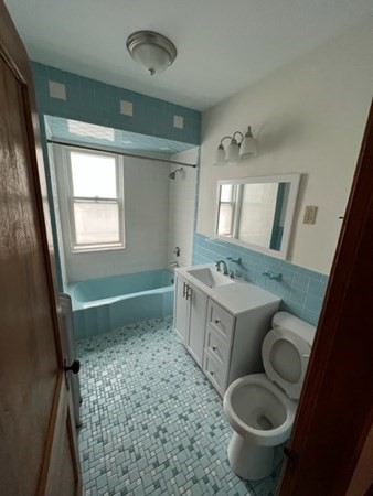 19 Egerton Rd, East Arlington