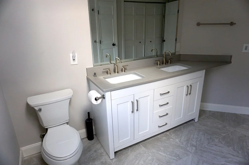 90 Groton St, Pepperell