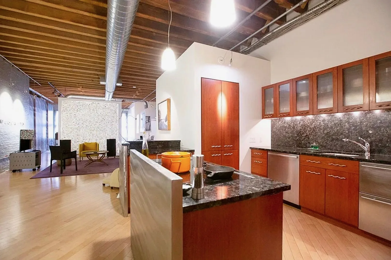 90 South St, Leather District