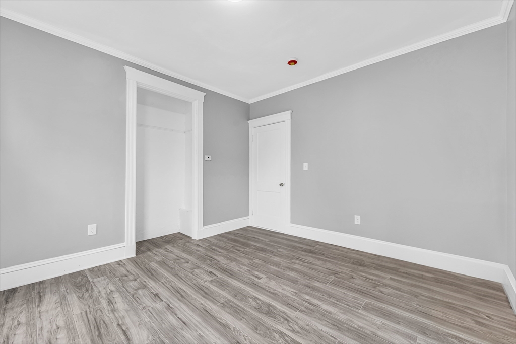 64 Topliff St, Boston