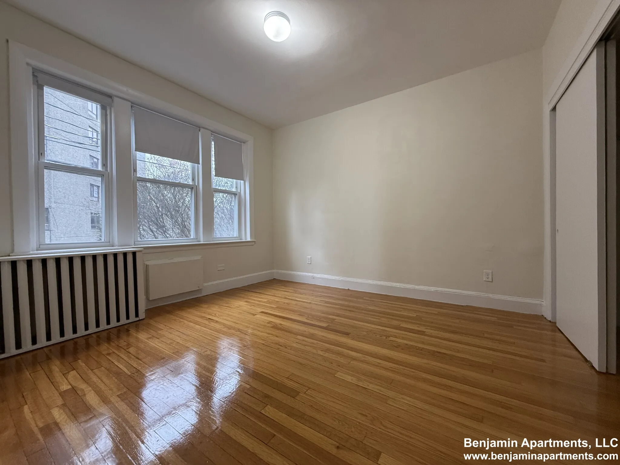 33 Lancaster Ter, Corey Hill