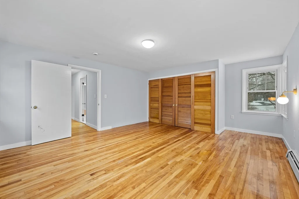 656 Grove St, Worcester