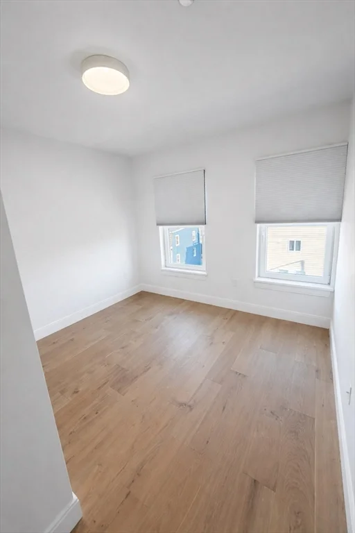 65 L St, South Boston