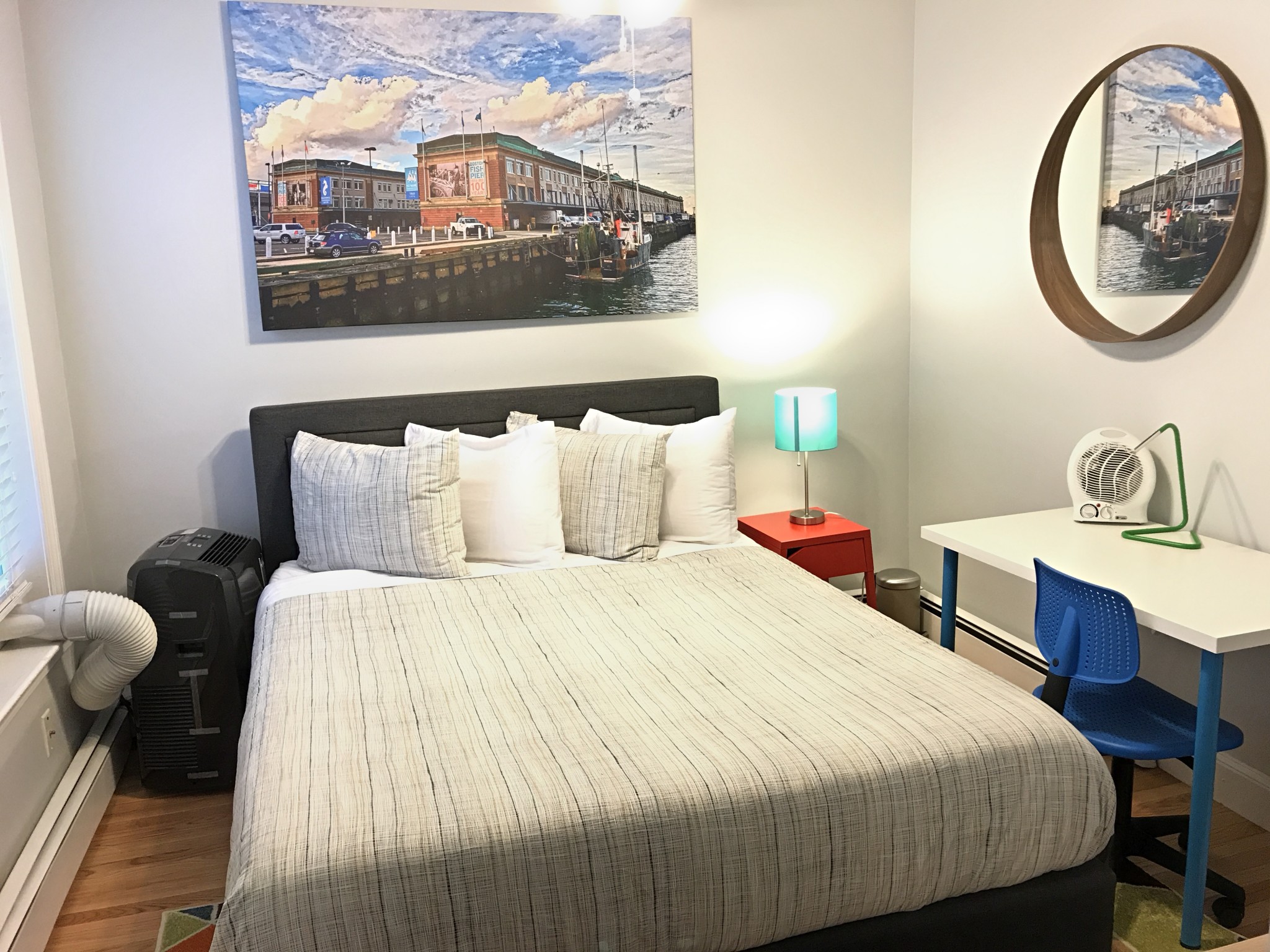 130 West 8th St, South Boston