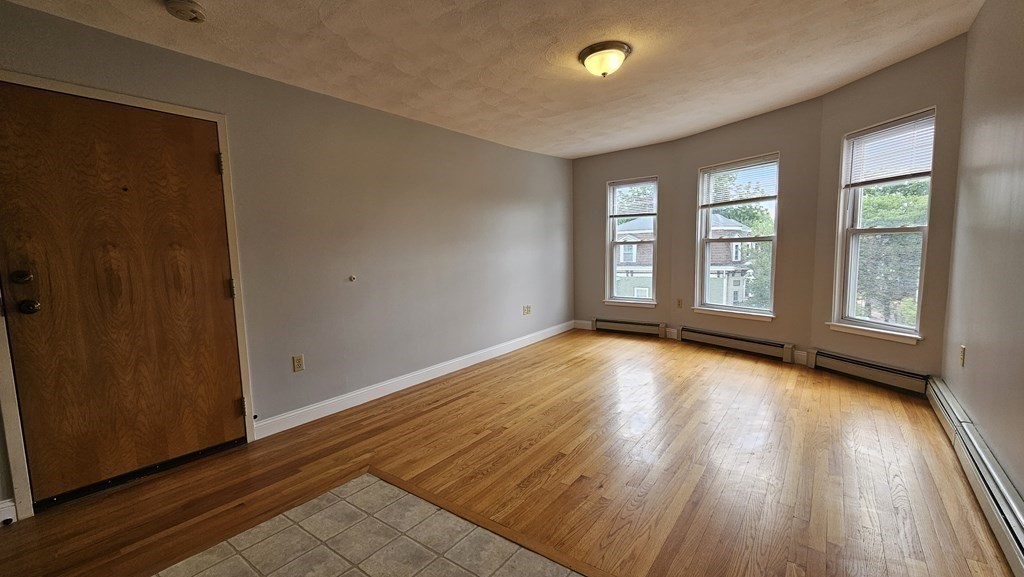 73 River St, Cambridgeport