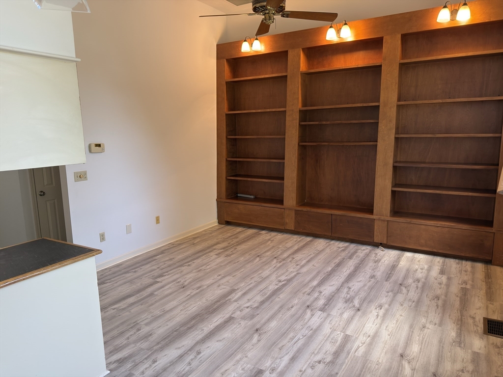 280 Village St, Medway