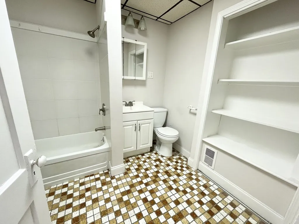 122 Buttonwood, Dorchester