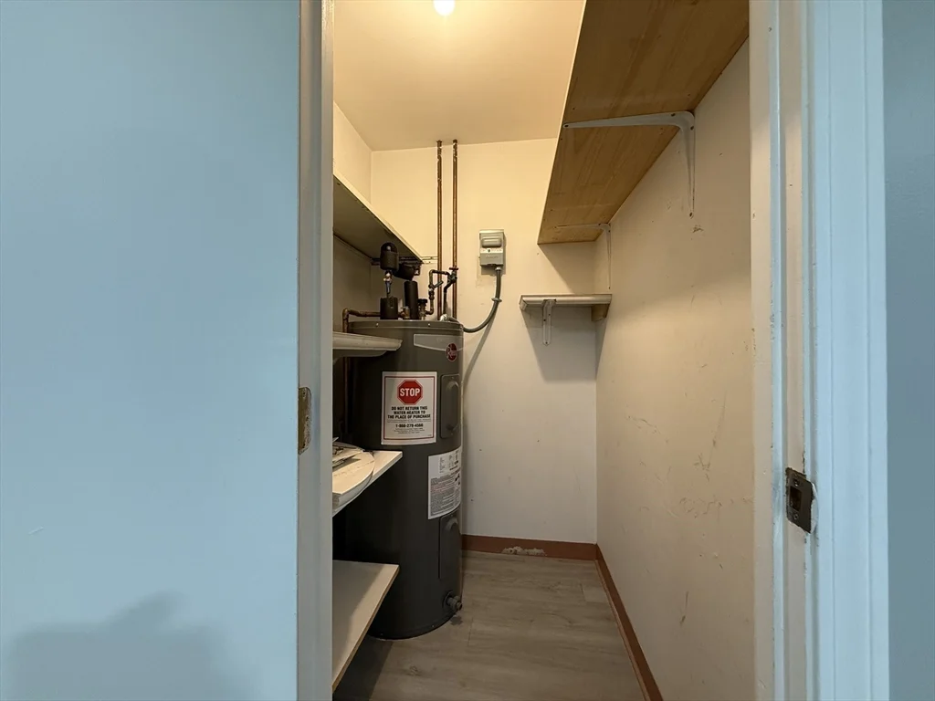 1186 Worcester Rd, Framingham