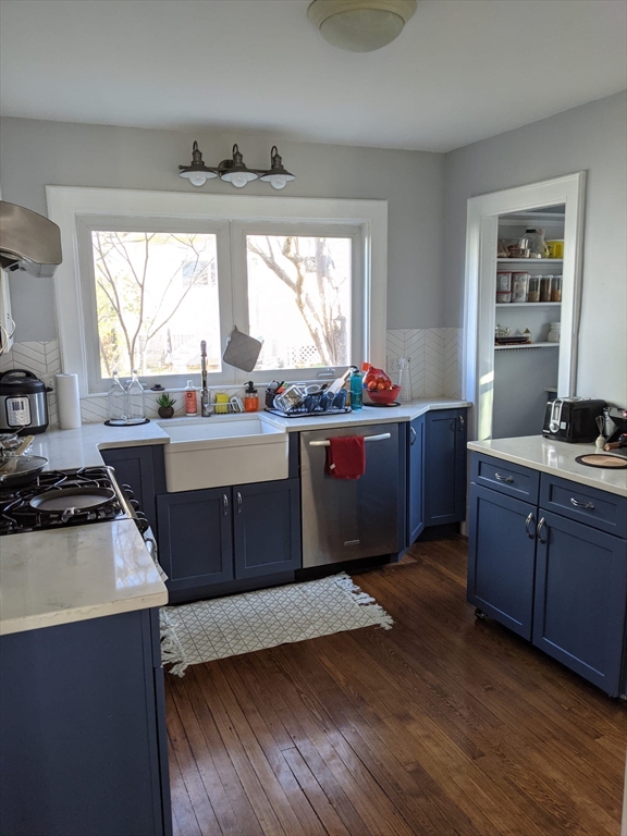 15 Sunset Rd, Watertown