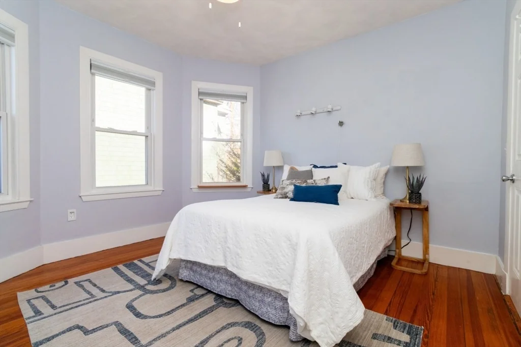 23 Wenham St, Jamaica Plain