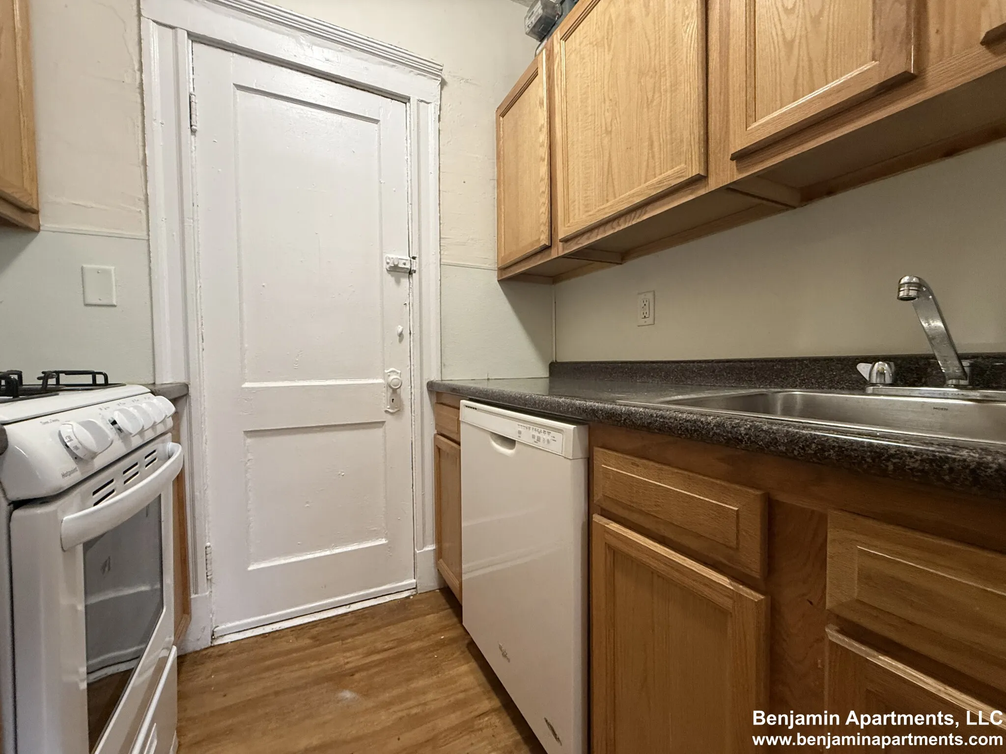 1171 Boylston St, Fenway