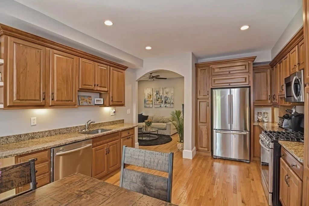 651 East 6th St, South Boston