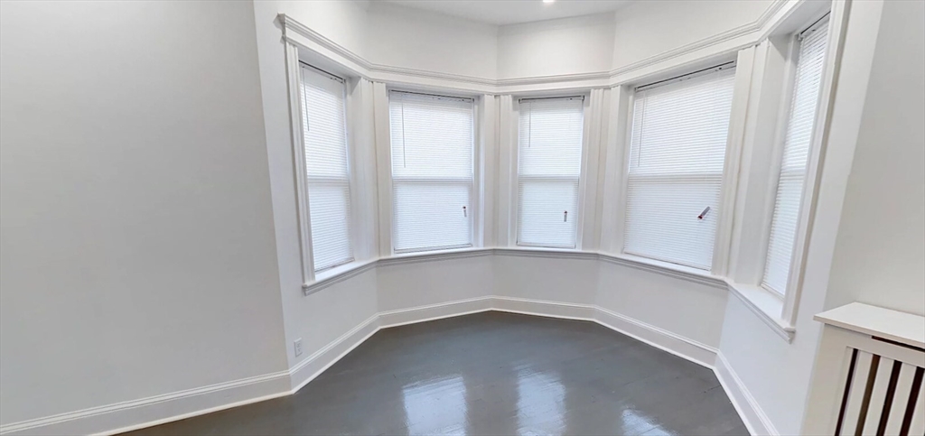 98 Queensberry St, Fenway