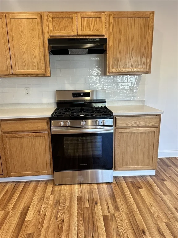 283 Broadway, Central