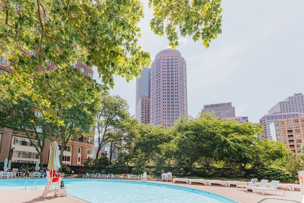 65 East India Row, Waterfront