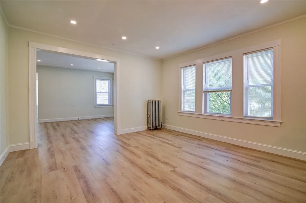 42 Jaques St, Somerville