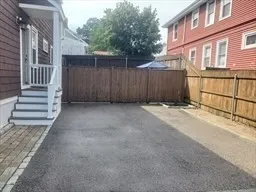 1 Grayson St, Dorchester