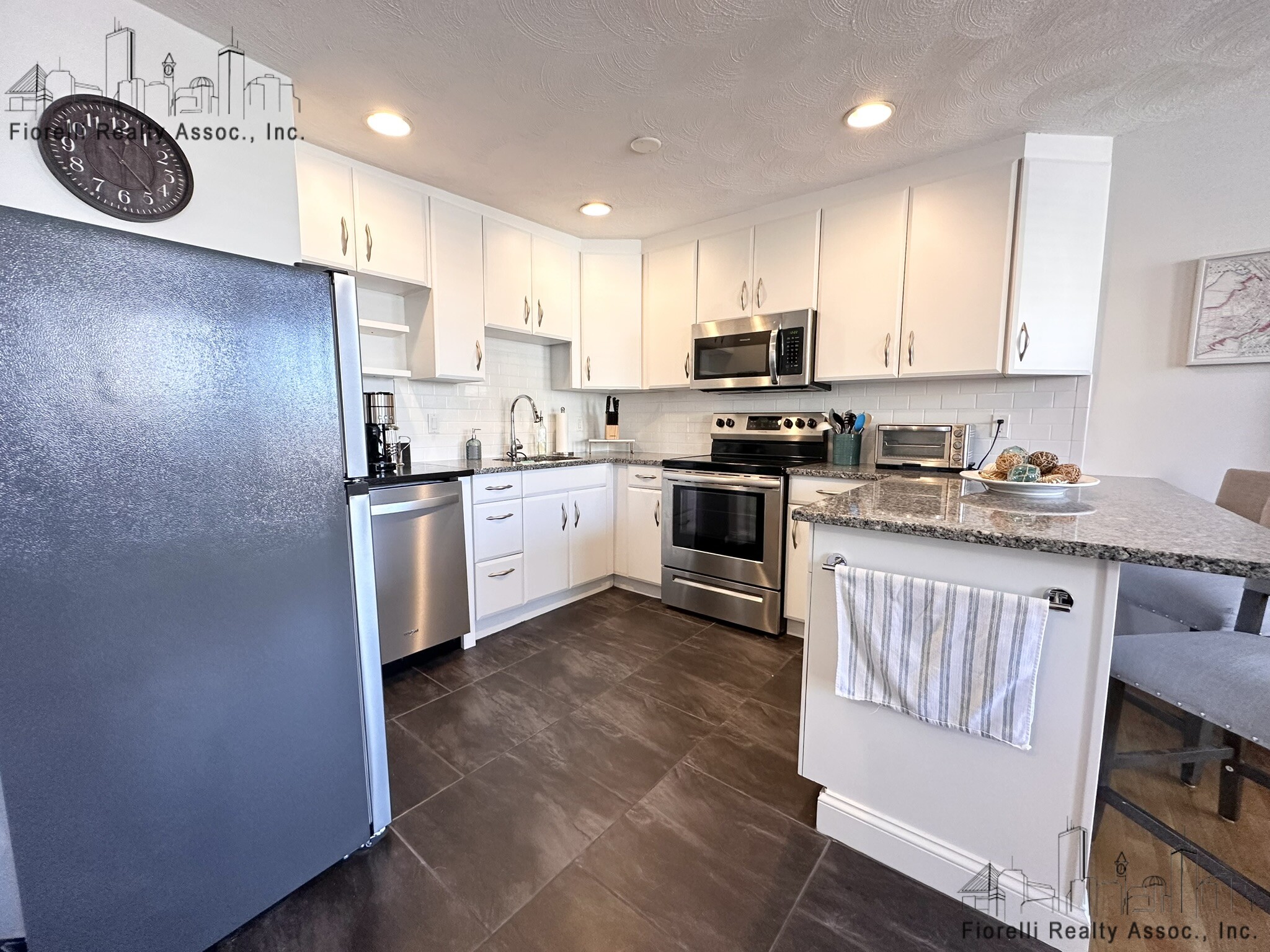 23 Fleet St, North End