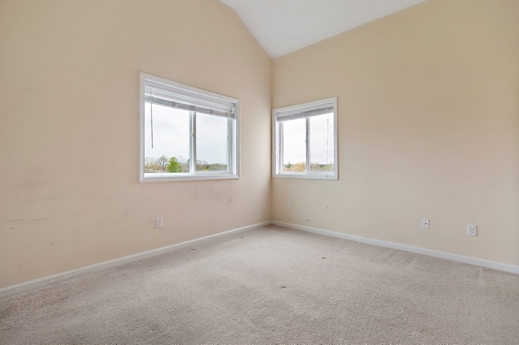 39 John Hancock Dr, Ashland