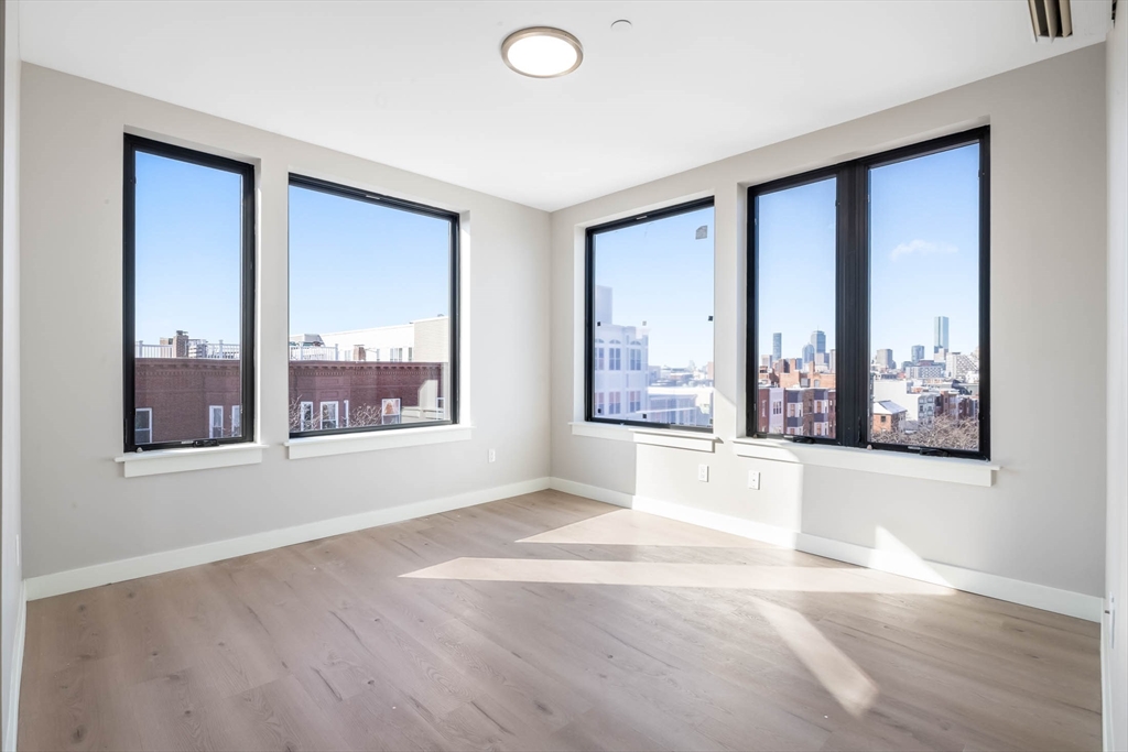 400 W Broadway, South Boston