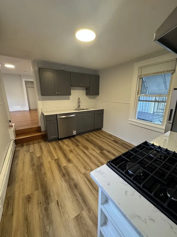 38 Spring, Spring Hill