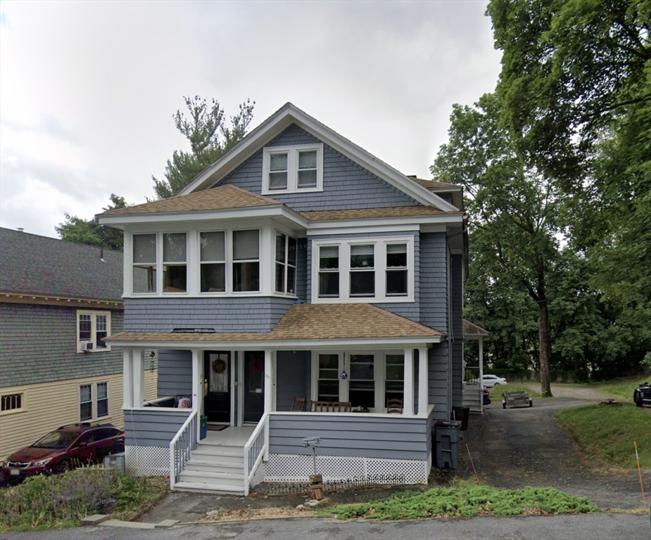 33 Barnes Ave, Worcester