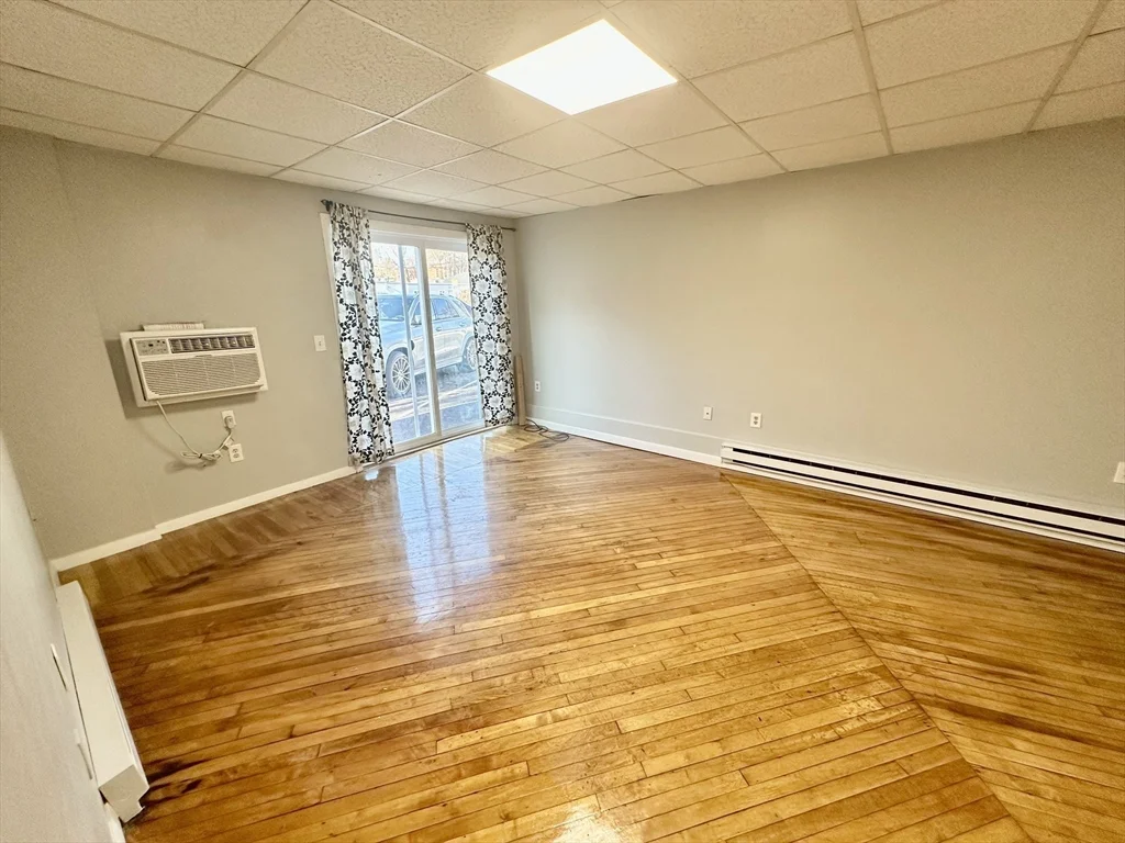 16 Richards Ave, North Attleboro