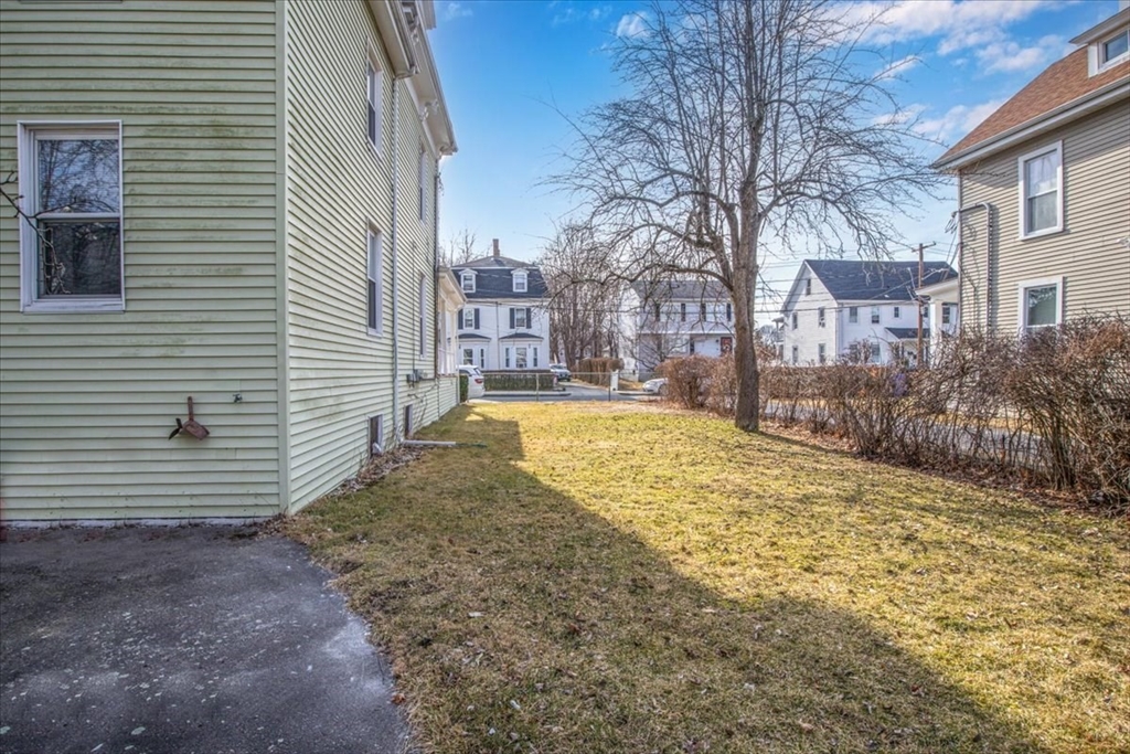 34 Neponset Ave, Hyde Park