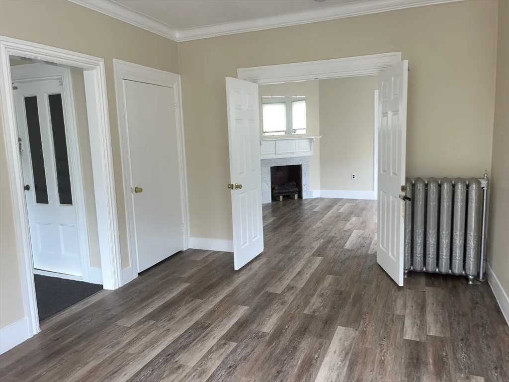 194-1/2 Lexington St, East Boston