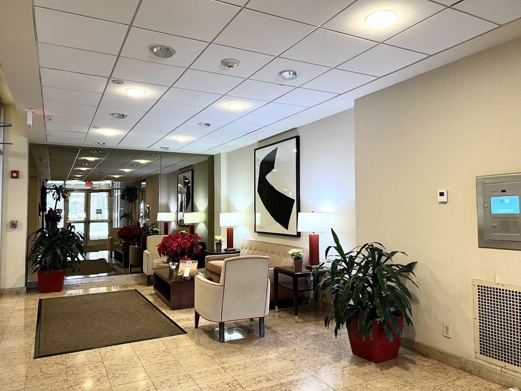 44 Washington St, Brookline Village