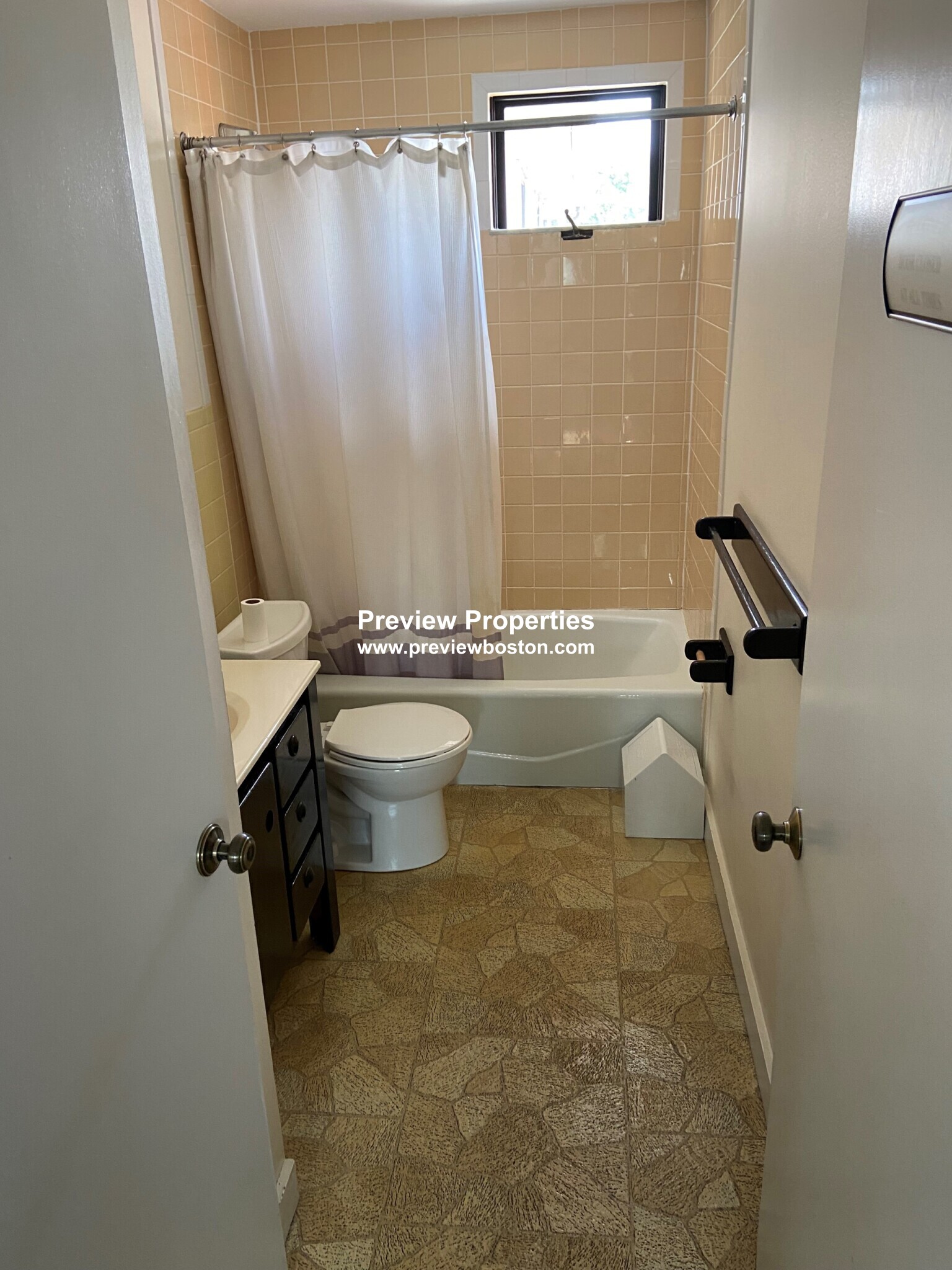 1383 Washington St, West Newton