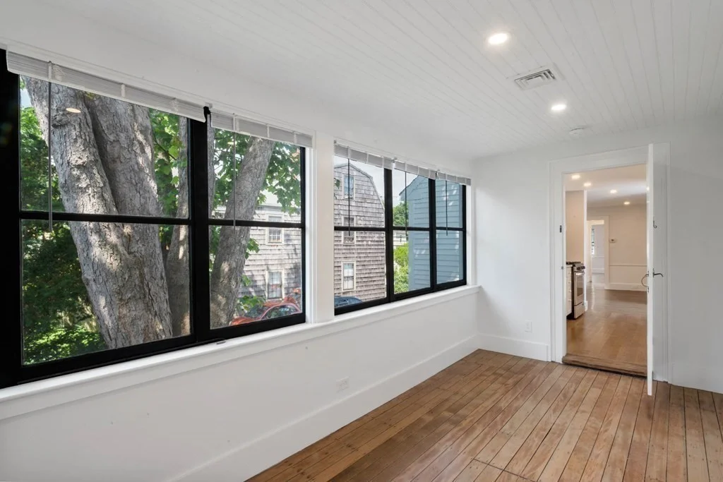 61 Front St, Old Town